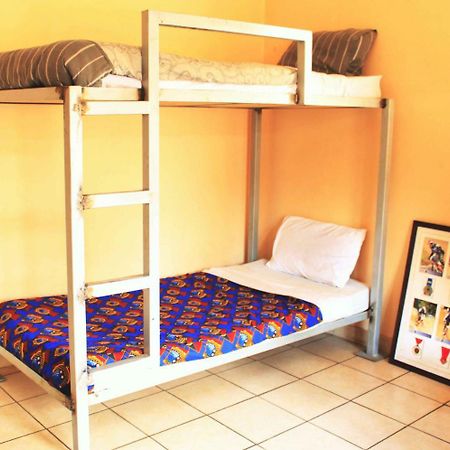 Urban Backpackers Hostel Johannesburg Buitenkant foto