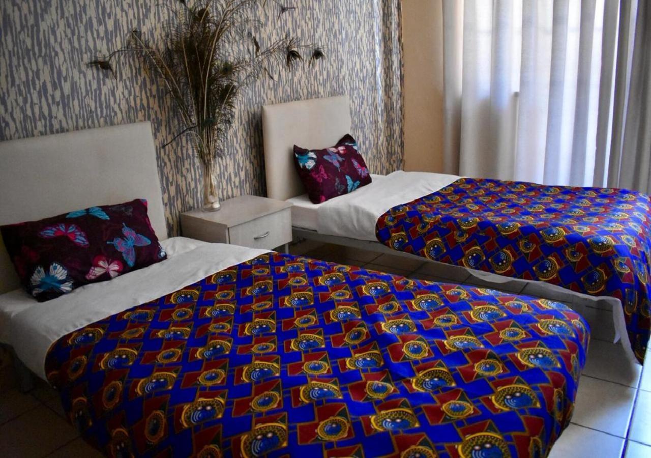 Urban Backpackers Hostel Johannesburg Buitenkant foto