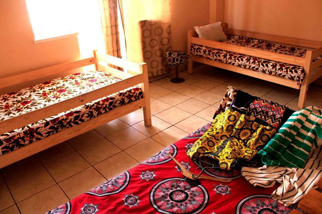 Urban Backpackers Hostel Johannesburg Buitenkant foto