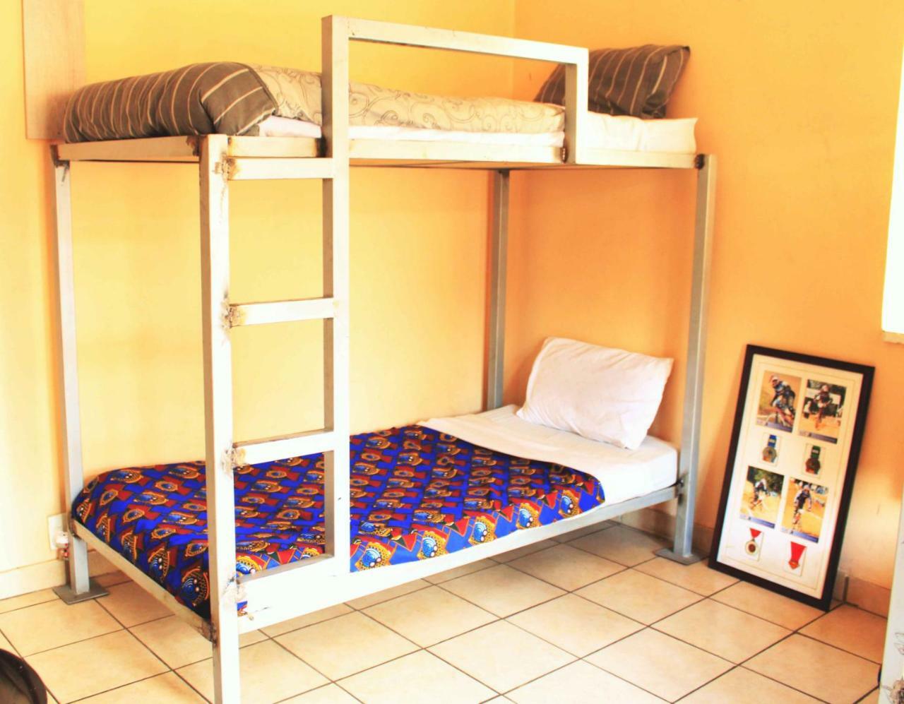 Urban Backpackers Hostel Johannesburg Buitenkant foto