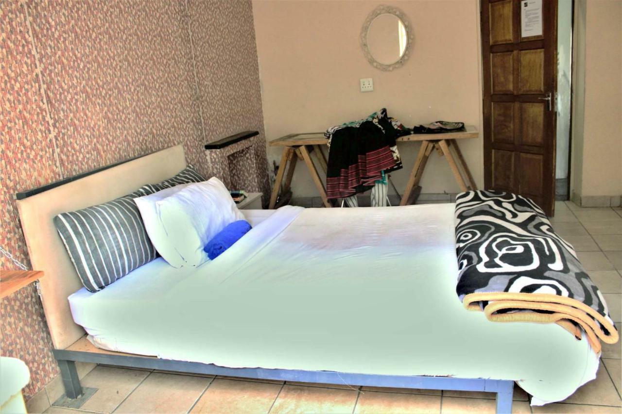 Urban Backpackers Hostel Johannesburg Buitenkant foto